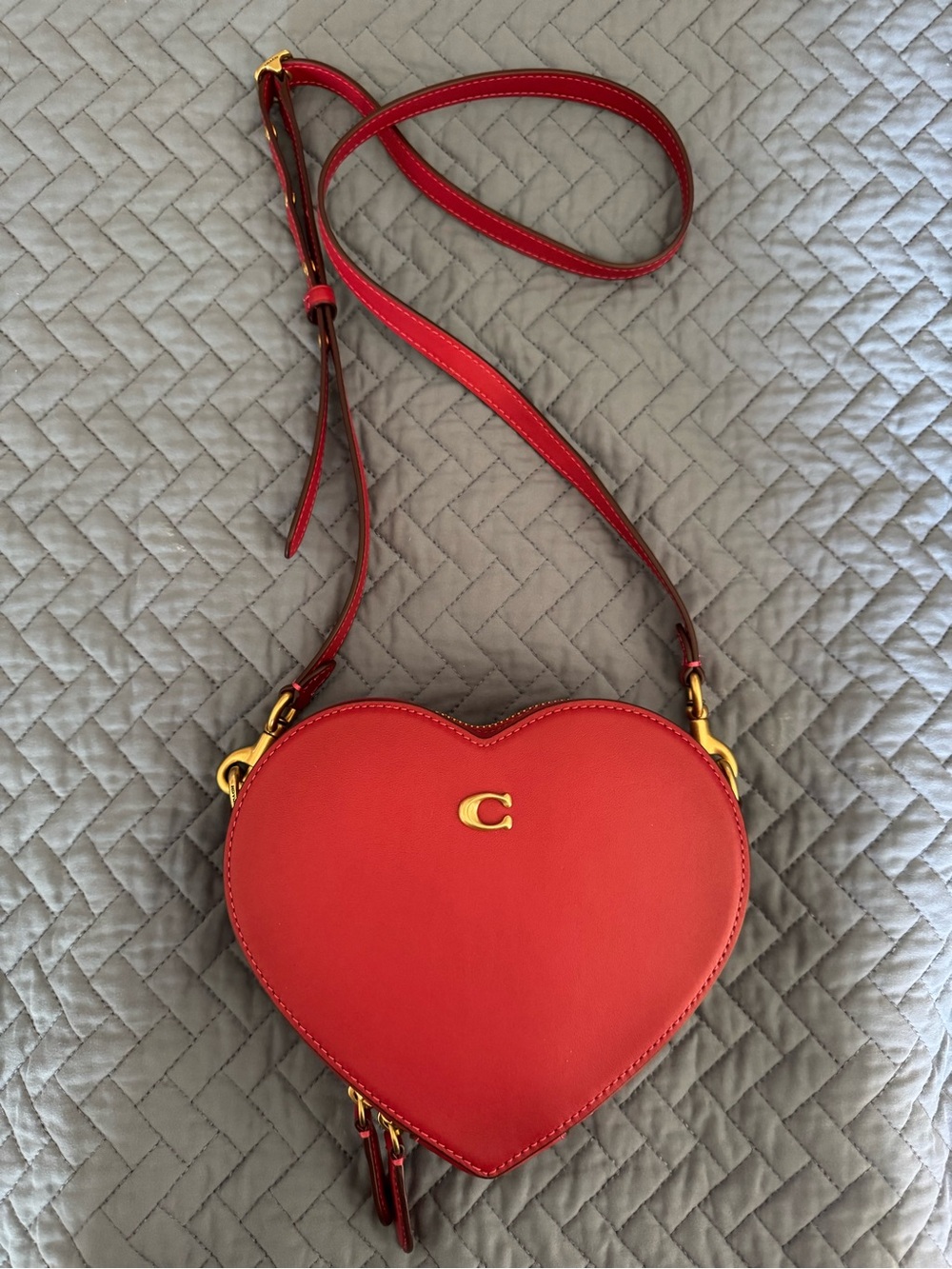 Authentic Coach Heart Crossbody Bag in Cherry Red Leather – Excellent Condition!